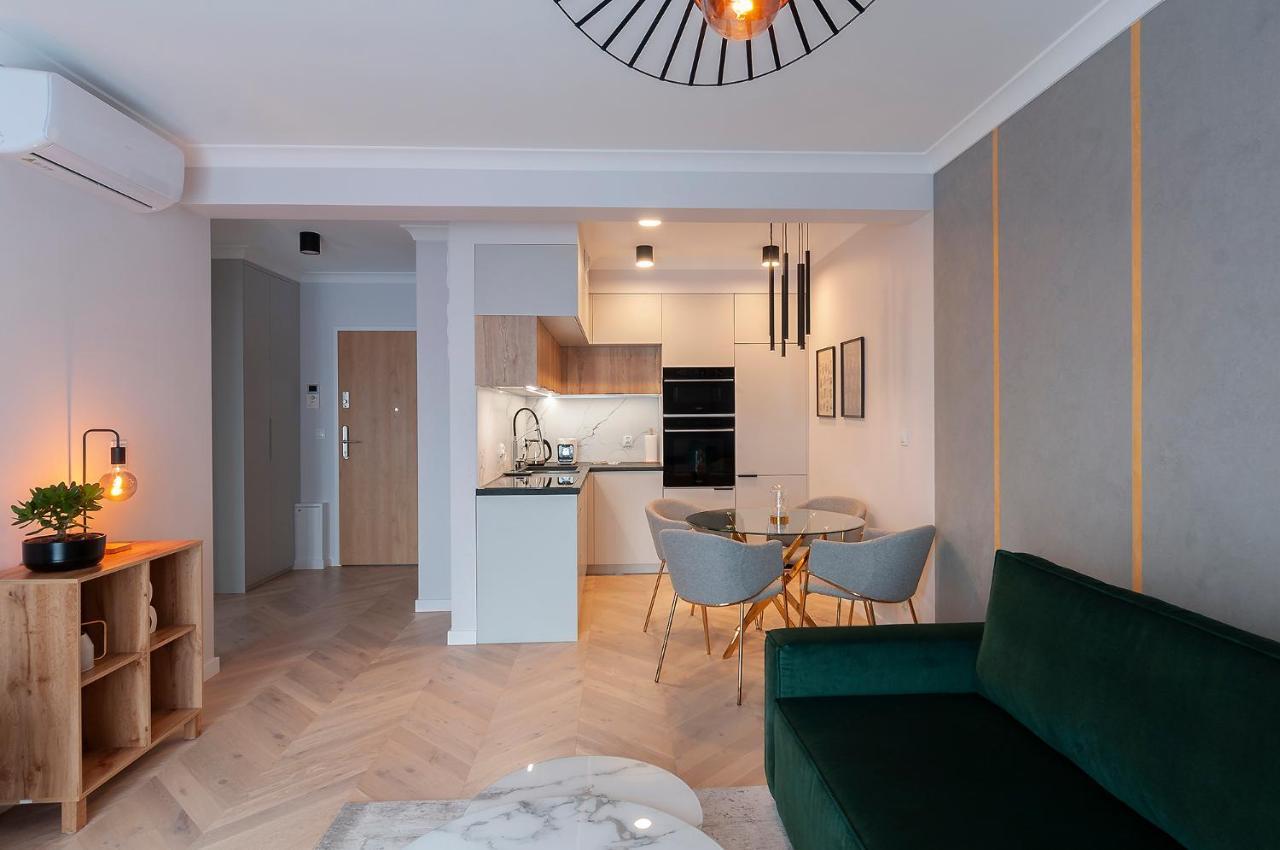 Apartament Komfortowy apartament w centrum miasta. Wrocław Zewnętrze zdjęcie